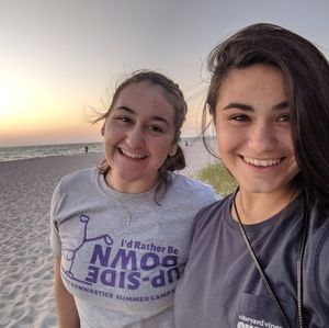 Meet your Posher, Leilani